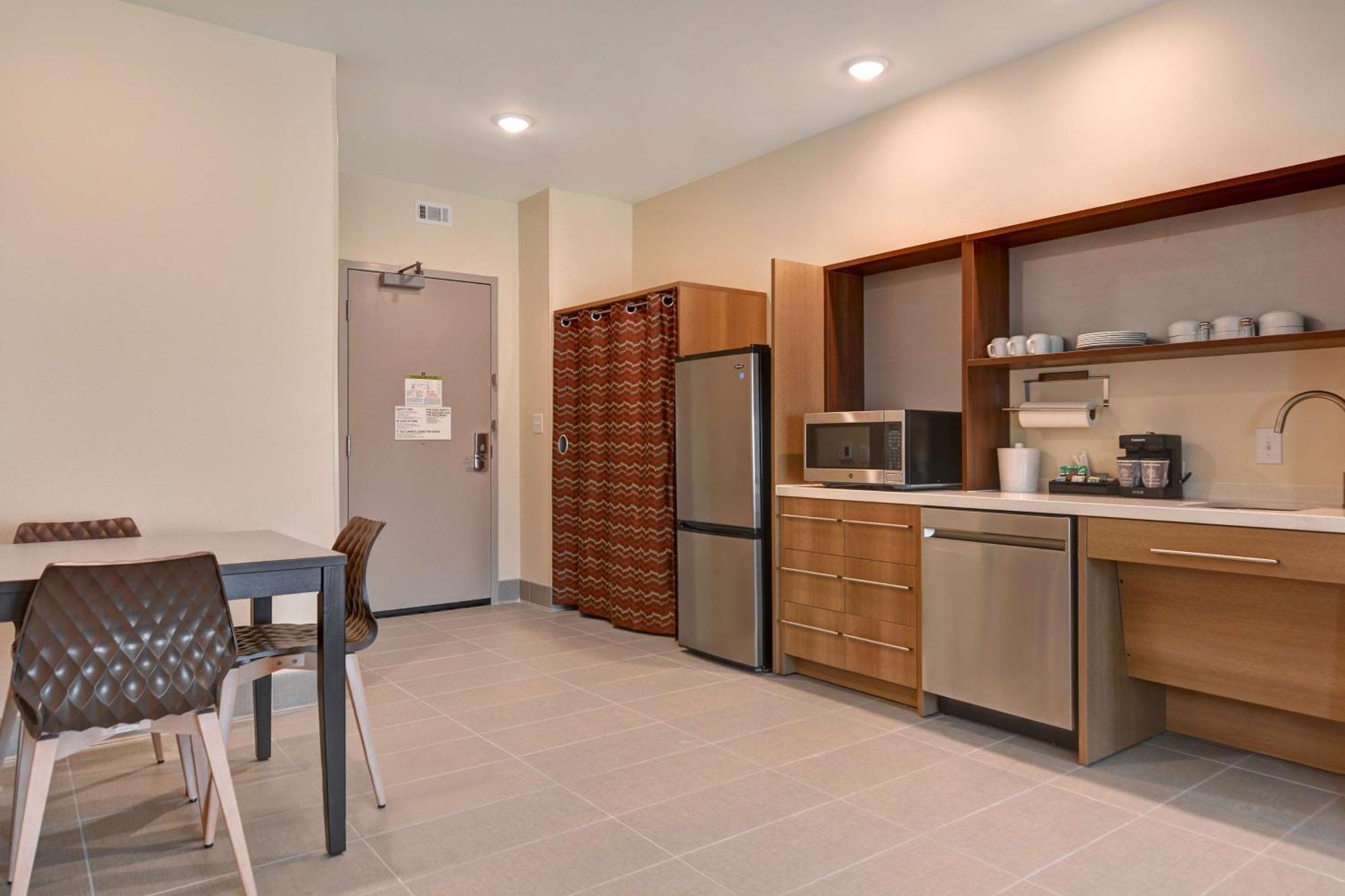 Home2 Suites By Hilton Savannah Midtown, Ga Экстерьер фото