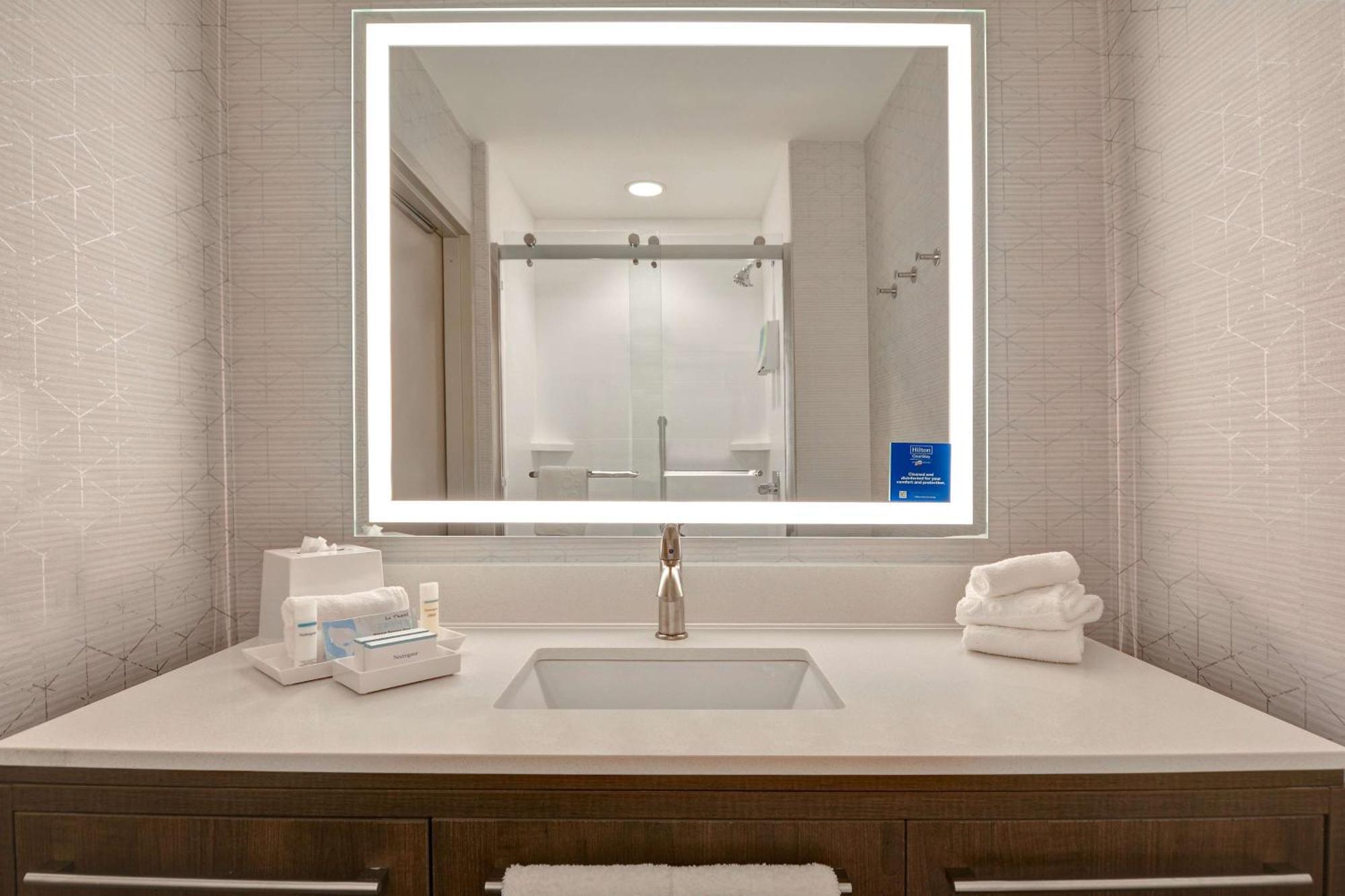 Home2 Suites By Hilton Savannah Midtown, Ga Экстерьер фото